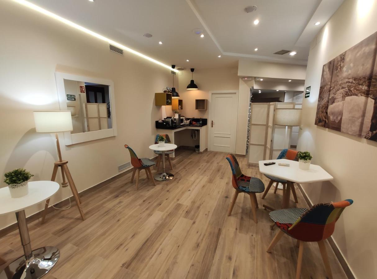 Tripolis Toledo Hotel Luaran gambar