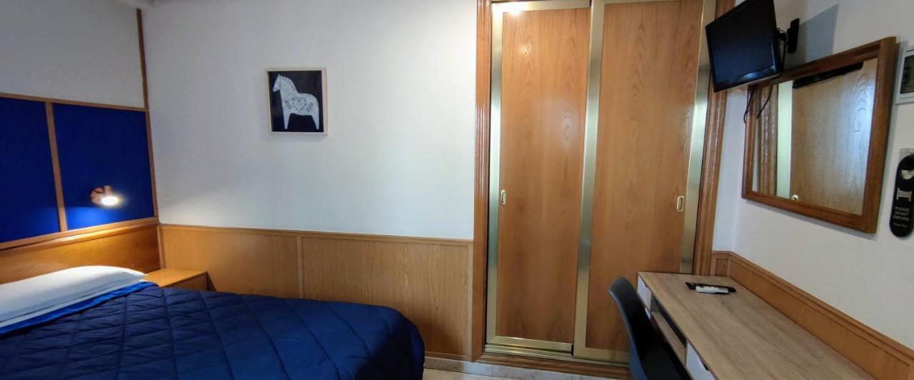 Tripolis Toledo Hotel Luaran gambar