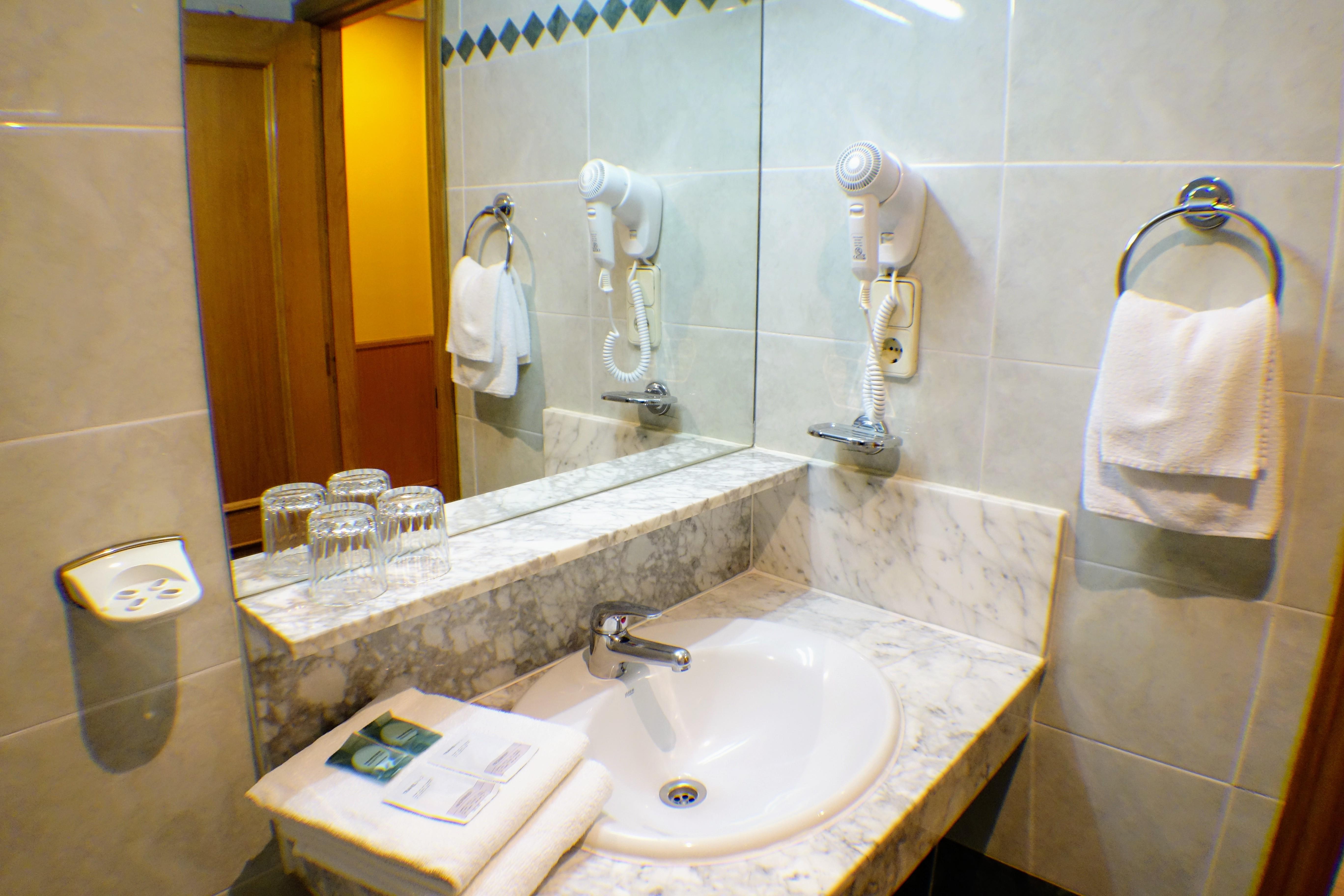 Tripolis Toledo Hotel Luaran gambar
