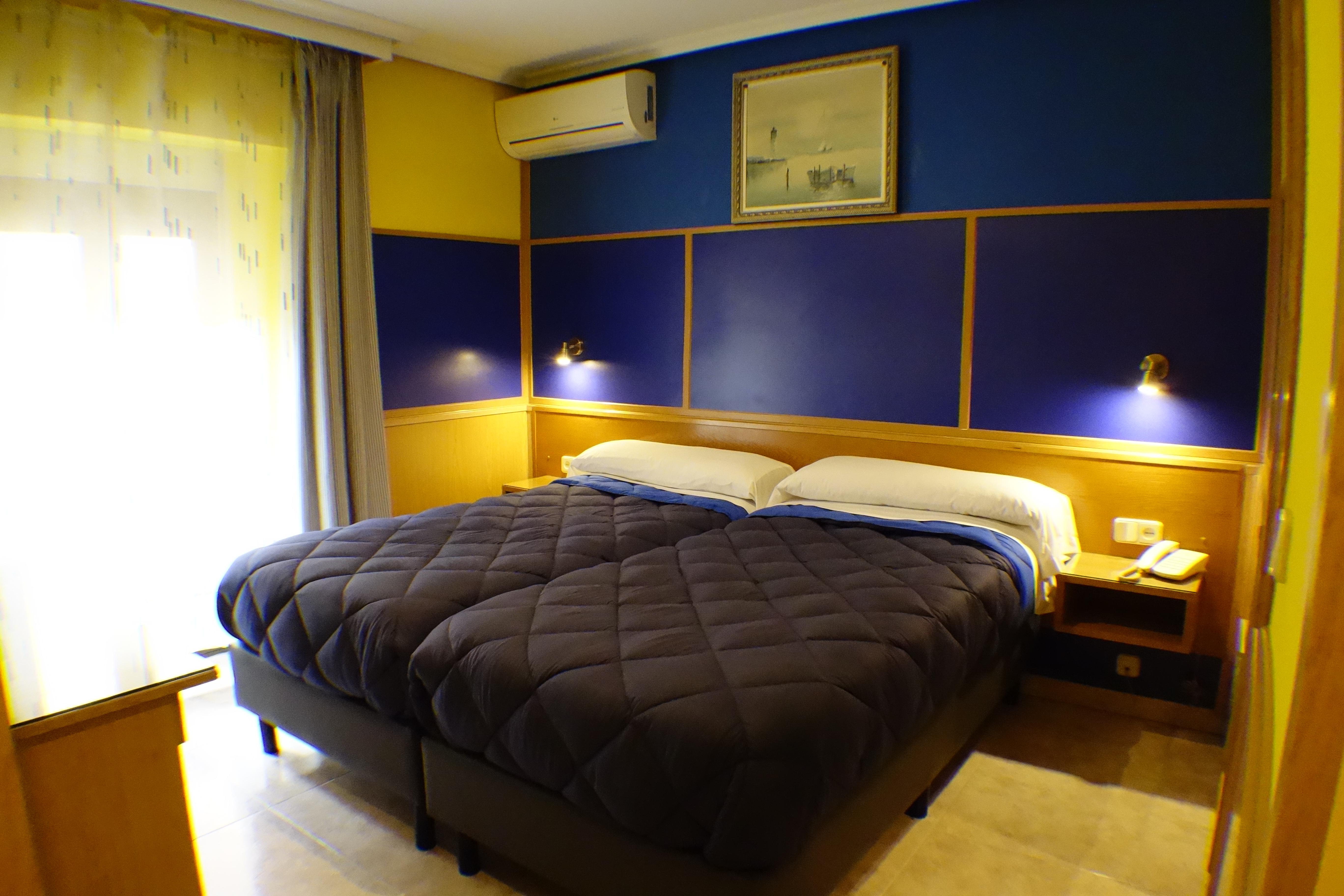 Tripolis Toledo Hotel Luaran gambar