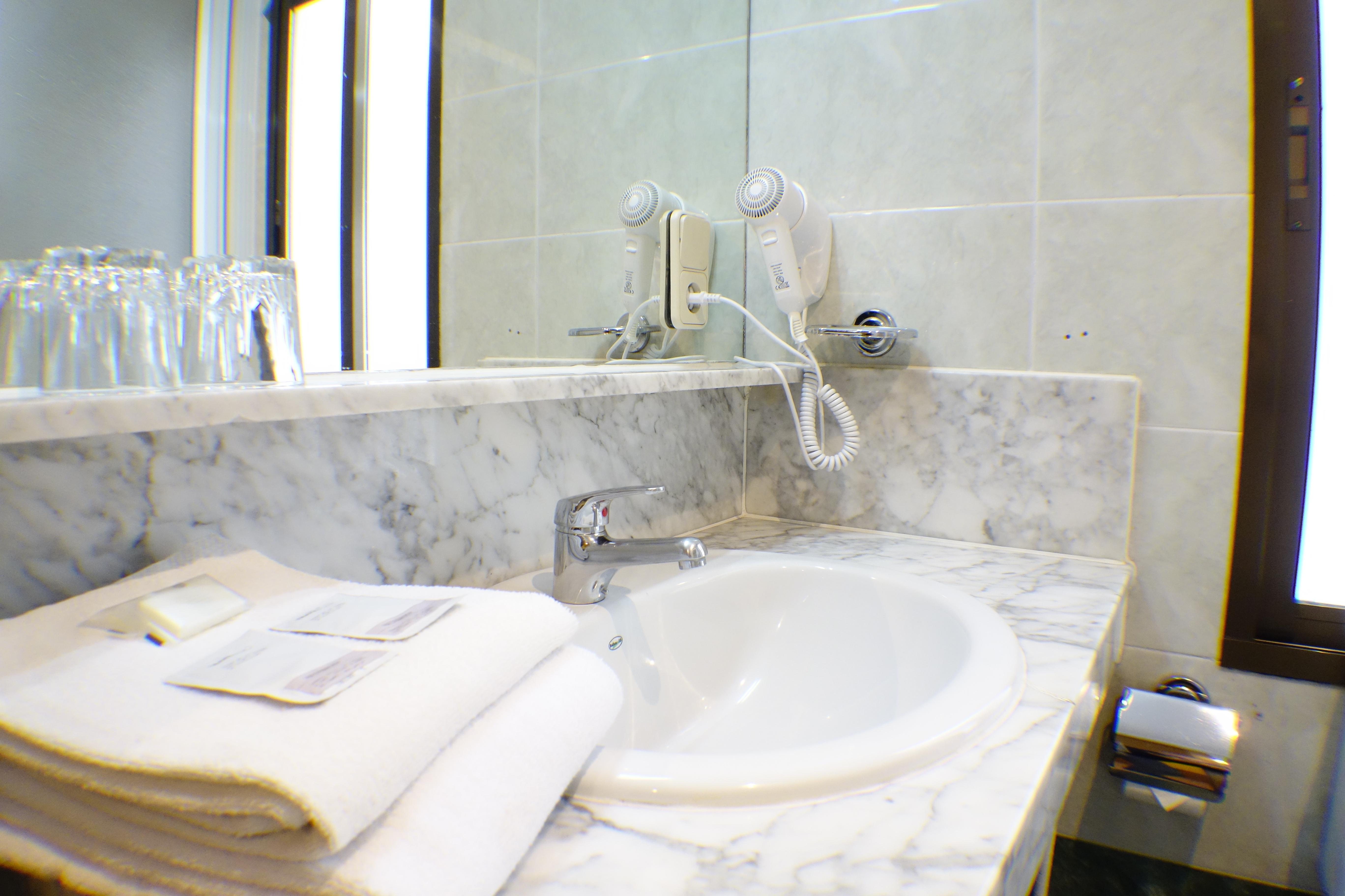 Tripolis Toledo Hotel Luaran gambar