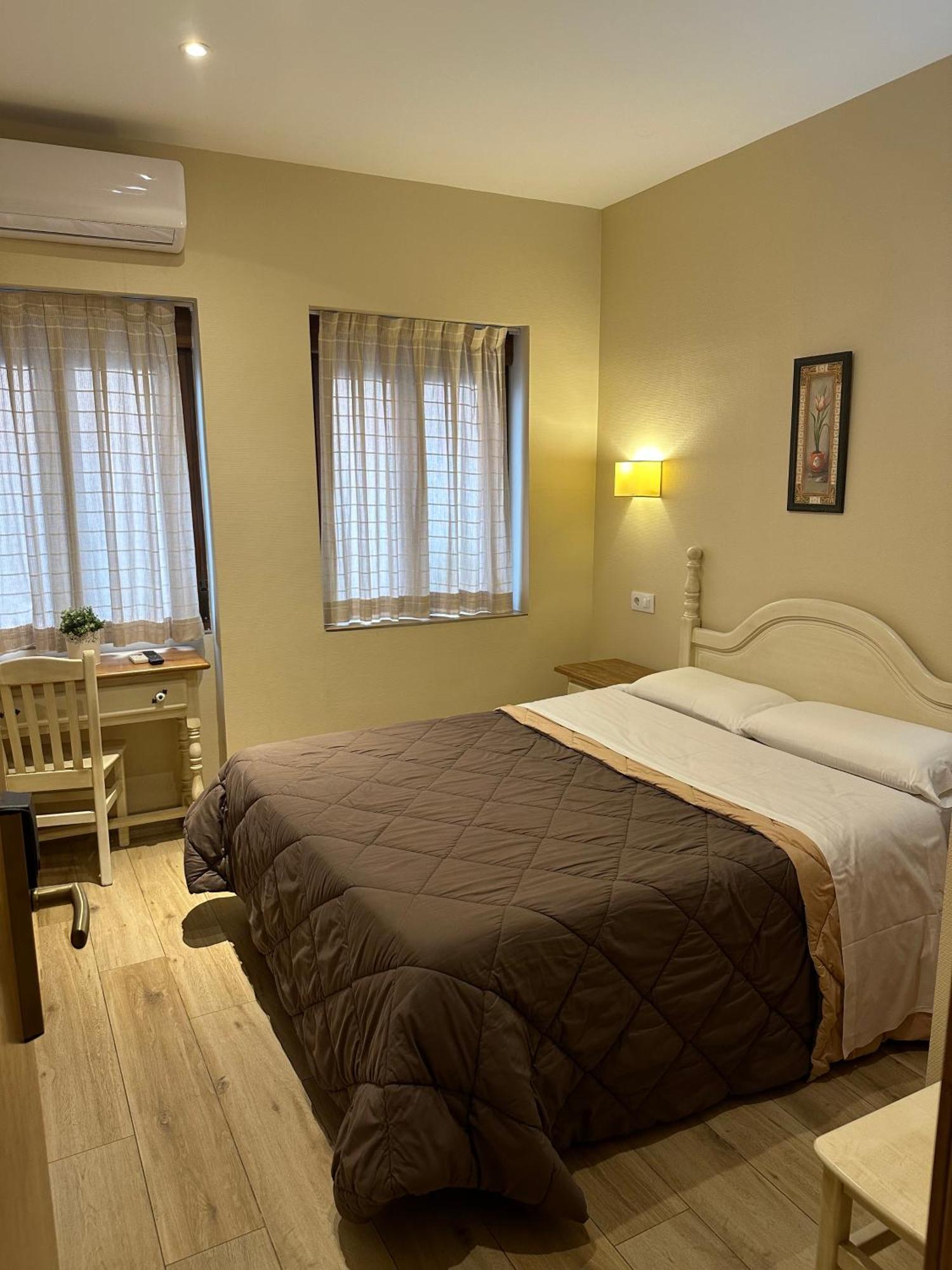 Tripolis Toledo Hotel Luaran gambar