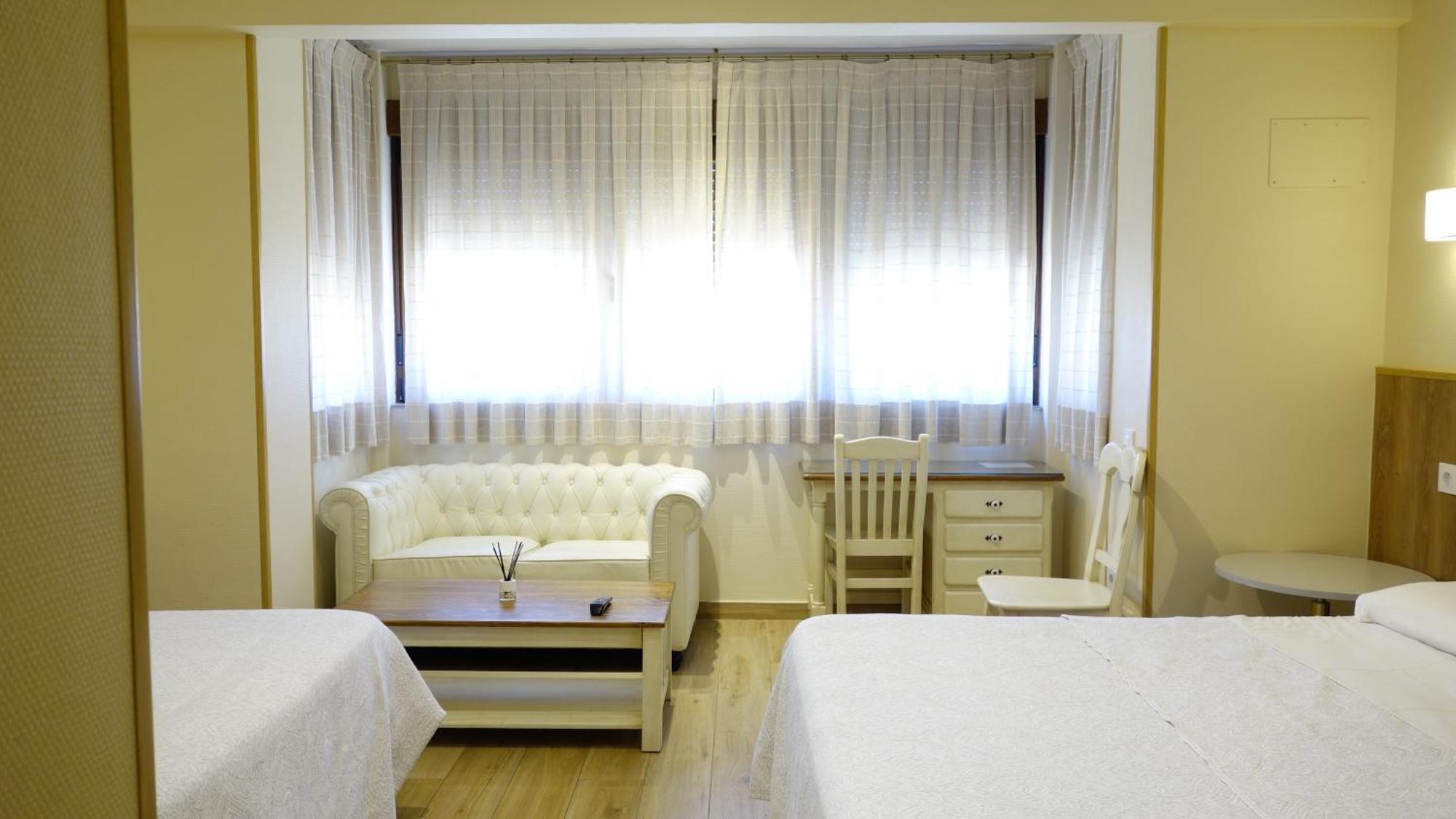 Tripolis Toledo Hotel Luaran gambar
